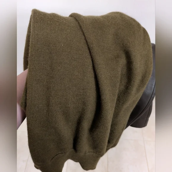 Duluth Trading Company Wool Sweater - Picture 4 of 5